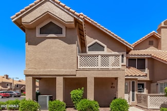 1633 E Lakeside Dr Unit 143, Gilbert, AZ 85234