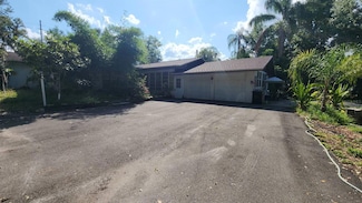 2405 Neptune Rd, Kissimmee, FL 34744