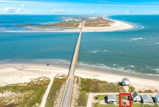 13235 Gulf Beach Dr, Freeport, TX 77541