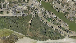 148 Marine View Dr SE, Ocean Shores, WA 98569