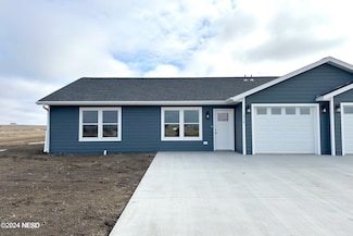316 6th St N, Hayti, SD 57241
