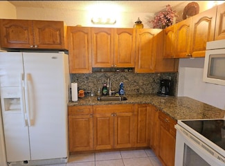 2581 N Garden 202 Dr N Unit 202, Lake Worth, FL 33461