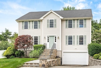 6 Woods Hill Cir, Woburn, MA 01801