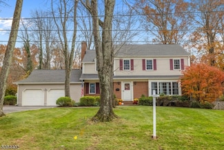 33 Bristol Ct, Berkeley Heights, NJ 07922