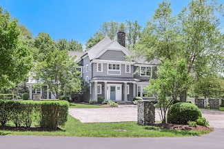 67 Peaceable St, Ridgefield, CT 06877