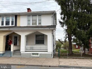 228 S 3rd St, Hamburg, PA 19526