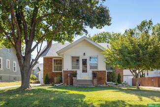 5707 Mason St, Omaha, NE 68106