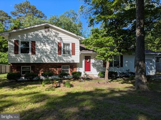 6706 Oak Ridge Dr, Hebron, MD 21830