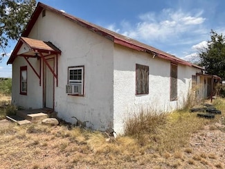 610 Ralls Rd, Post, TX 79356