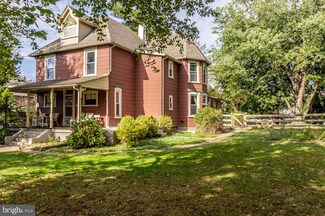 104 Grace St, Mont Clare, PA 19453