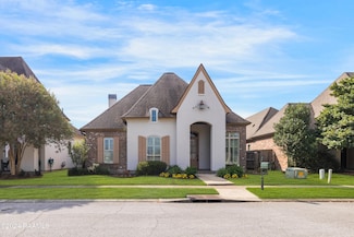226 Gleneagles Cir, Broussard, LA 70518