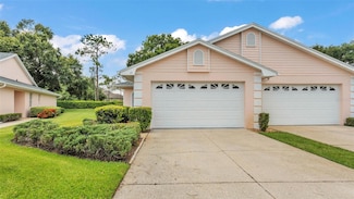 13 Enclave Dr, Winter Haven, FL 33884