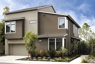 3272 Fallen Leaf St, Palo Alto, CA 94303