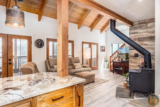 2060 Strawberry Point Rd, Duck Creek Village, UT 84762