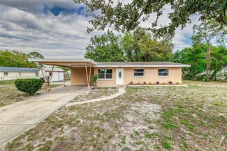824 Interlake Dr, Lakeland, FL 33801