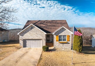 120 Birchtree Cir, Devils Elbow, MO 65457
