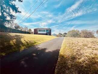 1215 Pittsburgh Rd, Uniontown, PA 15401