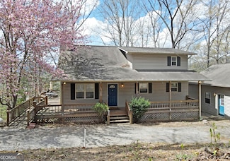 625 McRidge Rd, Hiawassee, GA 30546