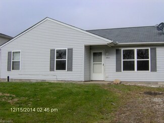 9941 Green Dr, Windham, OH 44288