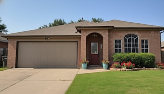 1841 Cedar Tree Dr, Fort Worth, TX 76131