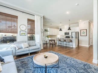 332 Adams St, Georgetown, TX 78628