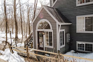 2012 S Ridge Terrace, Somerset, PA 15501