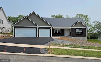 154 Saffron Blvd, Centre Hall, PA 16828