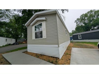 114 Lynn Ln Unit 89, Mankato, MN 56001