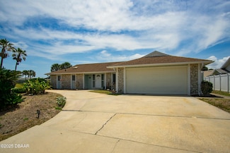 33 Sea Harbor Dr E, Ormond Beach, FL 32176