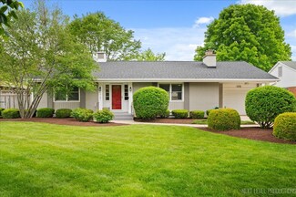 1731 Garfield Ave, Aurora, IL 60506