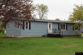 419 3rd Ave NW, Winnebago, MN 56098