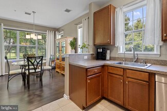 218 Timberlake Dr Unit 218, Trenton, NJ 08618