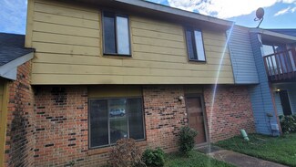 2112 Seven Oaks Dr Unit 37B, Memphis, TN 38116