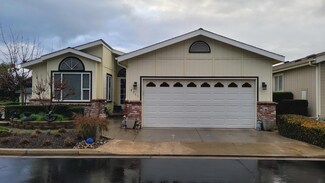 4711 S Woodland St, Visalia, CA 93277