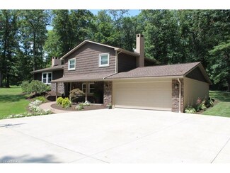6177 State Route 516 NW, Dundee, OH 44624