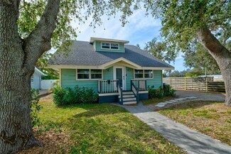 1213 5th St W, Palmetto, FL 34221