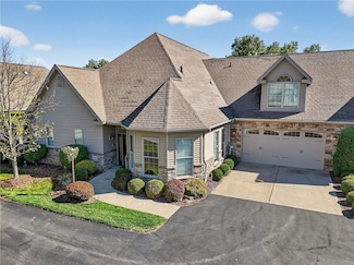 2749 Shadowrock Ct, Gibsonia, PA 15044