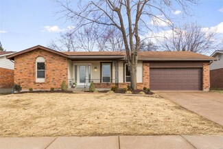 9335 Cinnabar Dr, Saint Louis, MO 63126