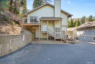 323 Canyon Crest Ln, Lake Arrowhead, CA 92352