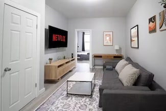 452 1st St Unit 4, Hoboken, NJ 07030