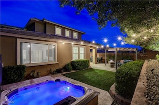 5741 Shadow Bend Dr, Las Vegas, NV 89135