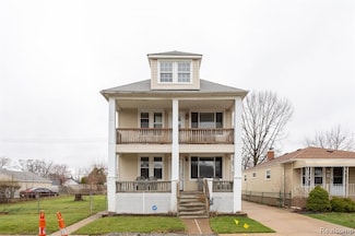 880 White Ave, Lincoln Park, MI 48146