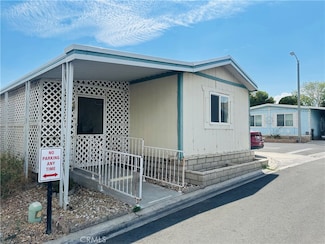 20683 Waalew Rd Unit B145, Apple Valley, CA 92307