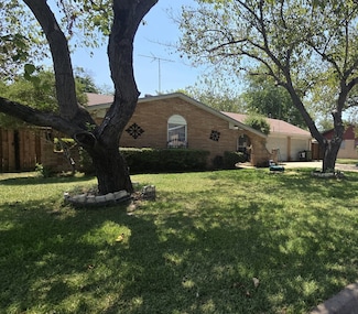6516 Jameson St, Richland Hills, TX 76118