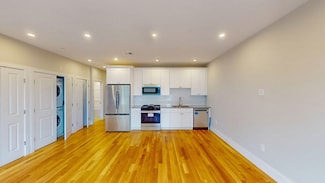 509 E 5th St Unit 1, Boston, MA 02127