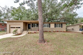 3120 Rogero Rd, Jacksonville, FL 32277