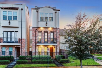1612 Rosewood St, Houston, TX 77004