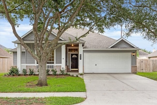 934 Mystic Village Ln, Seabrook, TX 77586