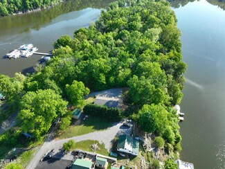 135 Redman Ln, Gray, TN 37615