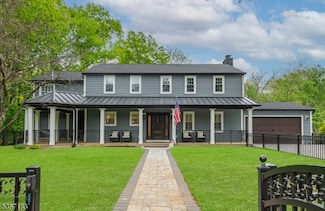 276 River Dr, Rivervale, NJ 07675